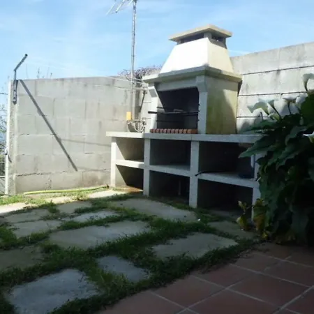 Casa Alicia Vivienda Uso Turistico Holiday home A Guarda