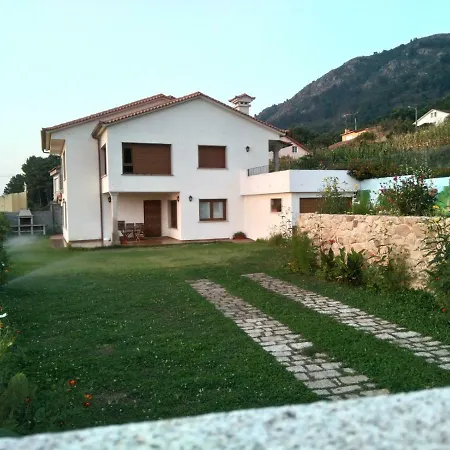 Casa Alicia Vivienda Uso Turistico Holiday home A Guarda